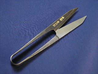 高級糸切り鋏（握り鋏）勇次郎105�o長刃いぶし黒仕上げ　日本製
